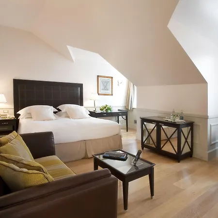 Hotel Grand Sitea 5*