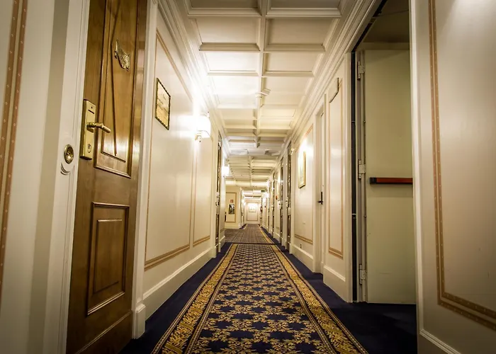 Hotel Grand Sitea 5*